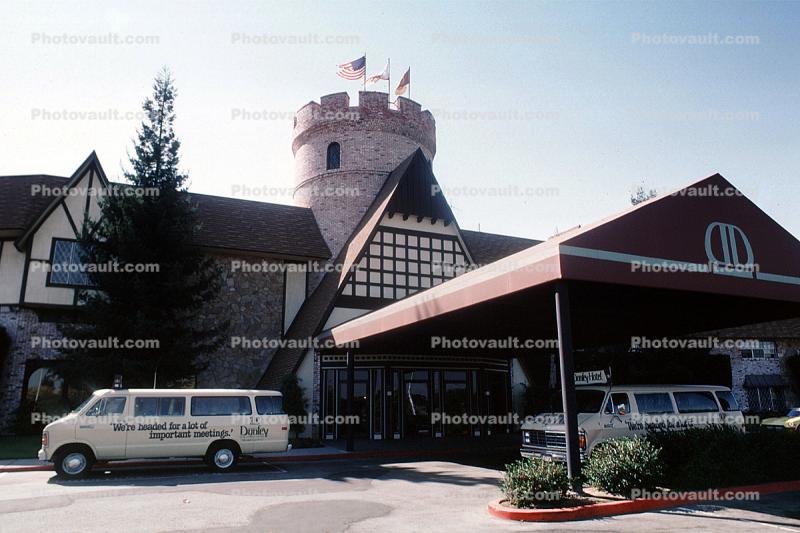 Dunfey Hotel, building, castle, San Mateo, October 1985
