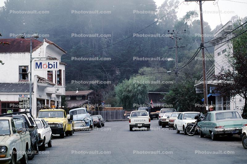 Mobil Gas Station, buildings, shops, Bolinas, Marin County, Cars, automobile, vehicles