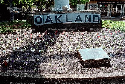Oakland Signage, City Hall