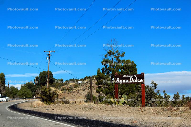 roadsign, Agua Dulce
