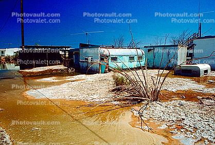 Salton Sea, Endorheic Lake, water encroachment, building, homes, houses, street, flooding, trailer