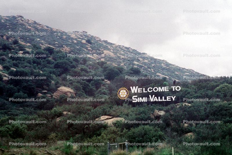 Welcome to Simi Valley, hills