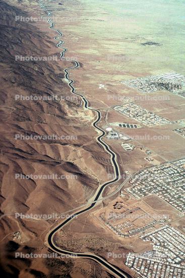 California Canal System, water, aqueduct system, homes, houses, texture, suburban