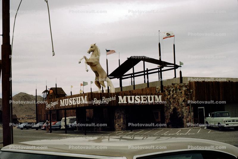 Roy Rogers Museum, Trigger the Horse, landmark building, Victorville, March 1974