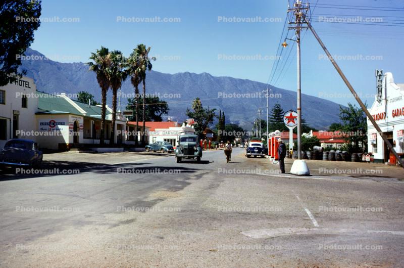 Ojai, CalTex Gas Station, 1950s