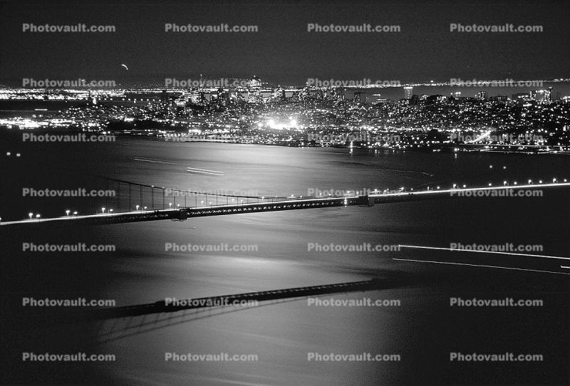 moon glow, Golden Gate Bridge