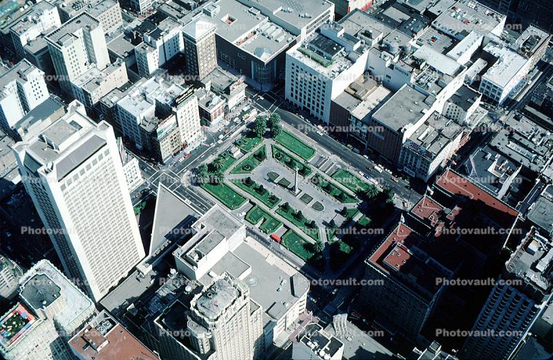 Union Square, downtown, Downtown-SF, Macy's, buildings, shops, Geary street