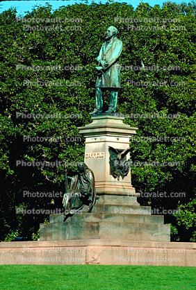 Statue of President Garfield