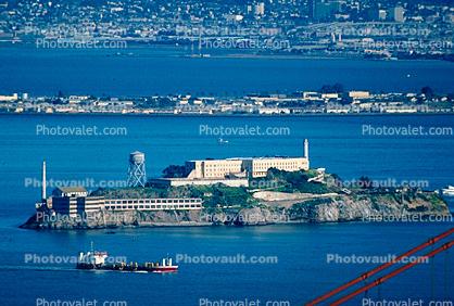 oil tanker, Golden Gate Bridge, Alcatraz Island