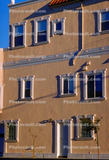 Potrero Hill Building, Windows, Door