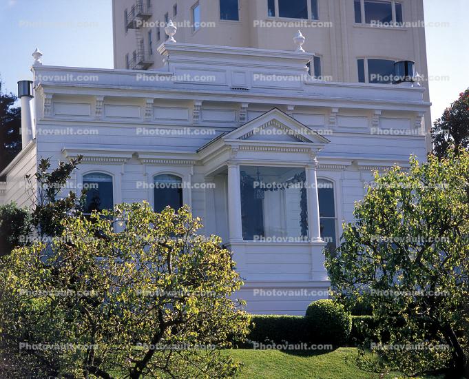 2475 Pacific Avenue, Pacific Heights, Pacific-Heights, Between Fillmore and Steiner
