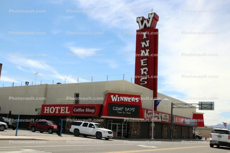 Winners Hotel Casino, Cars, Buildings, Winnecmucca