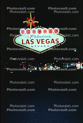 Las Vegas Welcome Sign, Welcome to Fabulous Las Vegas Nevada, Welcome Las Vegas, Sign, Signage, Nighttime, Night