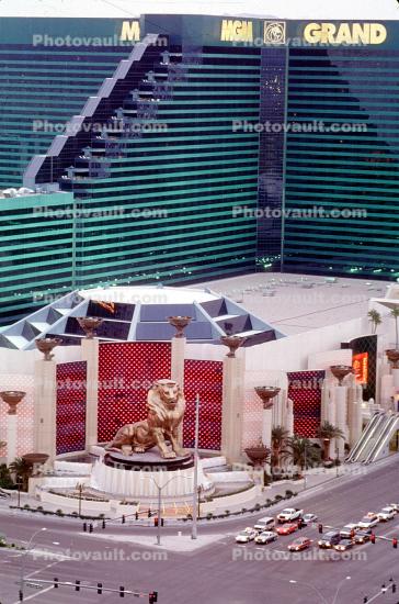 MGM Hotel, Casino, Buildings, Lion Statue, roadside
