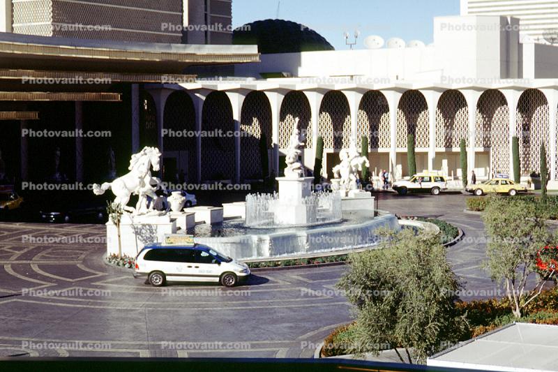 Water Fountain, aquatics, Horse, Hotel, Casino, building