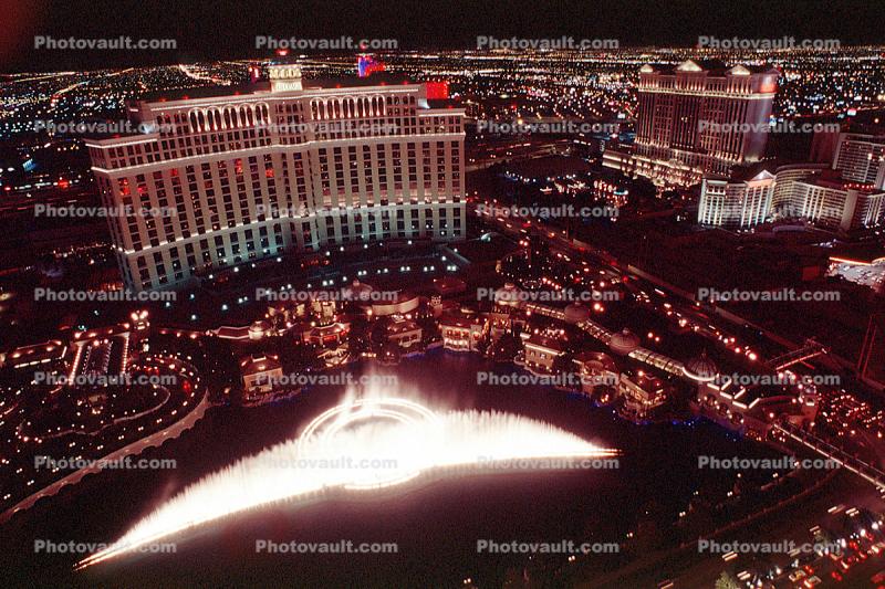Water Ballet, Fountain, Bellagio, The Strip, Hotel, Building, Night, Nighttime, Neon Signs, buildings, casino, street, Las Vegas Blvd, Aquatics
