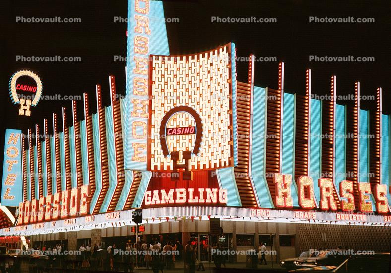 Horseshoe Gambeling, Neon signs, night, nighttime, Las Vegas, Nevada, Hotel, Casino, building, 1962, 1960s