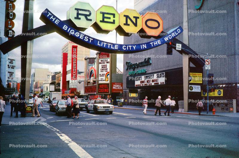 Reno, Arch, Mod style, Sign, Taxi Cab, cars, Downtown, 1985, 1980s