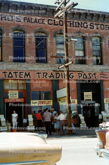 Totem Trading Post, 1950s