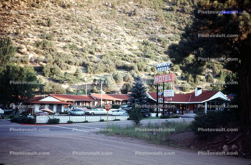 Alpine North Motel, building, lodge, Cars, vehicles, Automobile, August 1968, 1960s