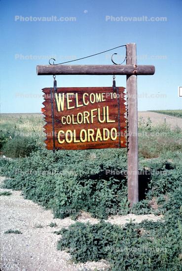 Welcome to Colorful Colorado, wood sign