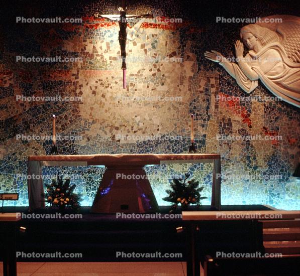 Altar at United States Air Force Cadet Academy Chapel, Angel, Cross