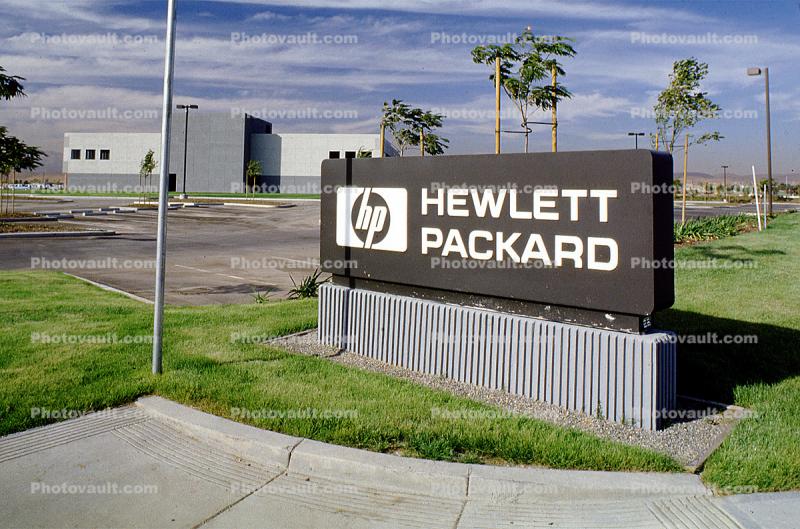 Hewlett Packard sign, 23 August 1983