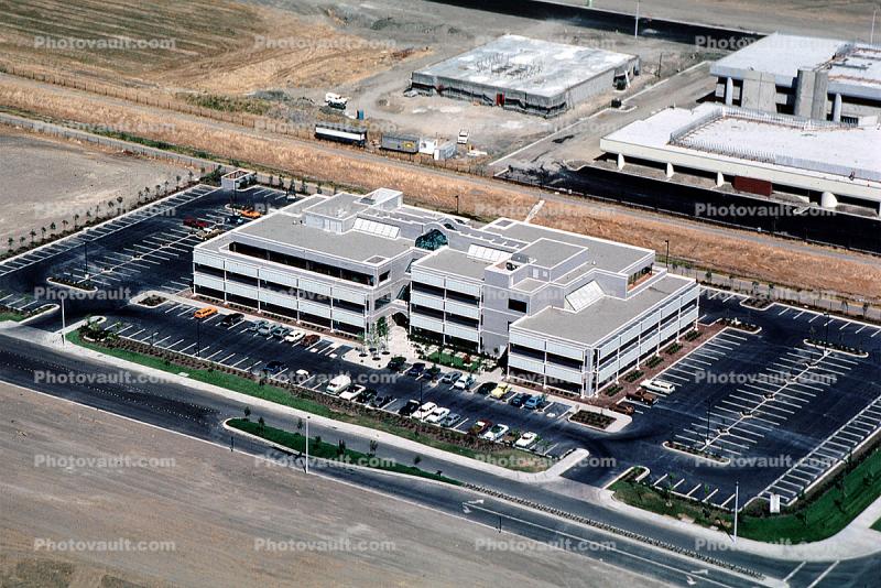 Chabot Center Aerial, Parking, 1 September 1983