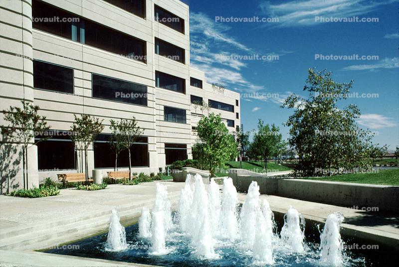 Water Fountain, aquatics, Hacienda Center, office buildings, 24 August 1985