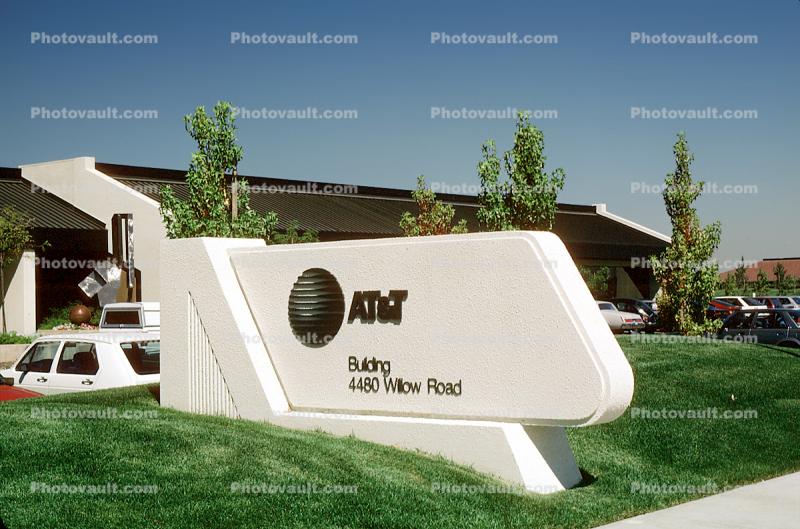 AT&T, signage, sign, 28 August 1985