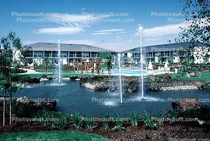 Water Fountain, aquatics, building, hotel, garden, 5 September 1986