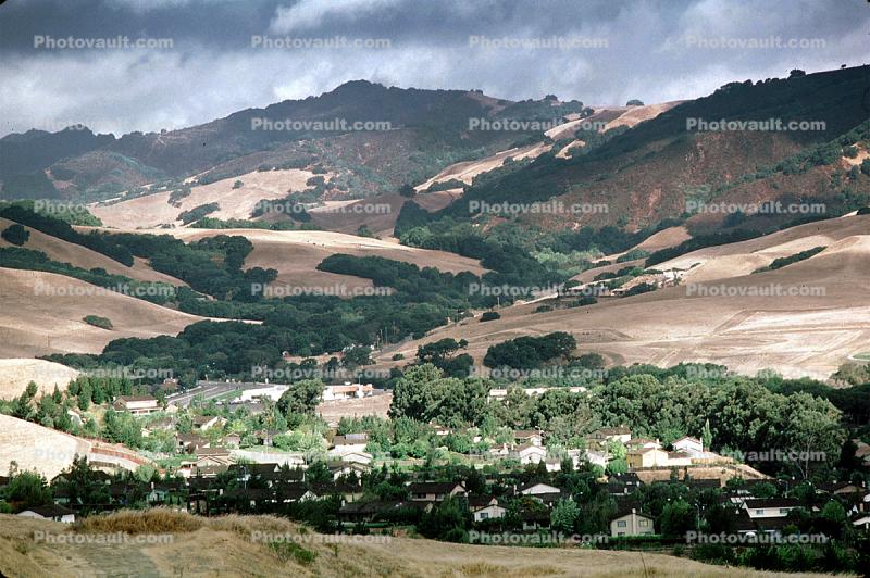 Hills, Valley, 9 September 1985