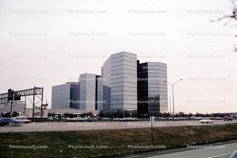 Las Colinas, Office Building, complexl, 16 January 1985