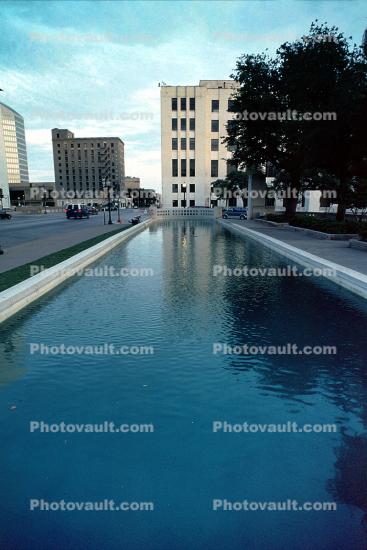 Pond, lake, water, plaza, 21 May 1995