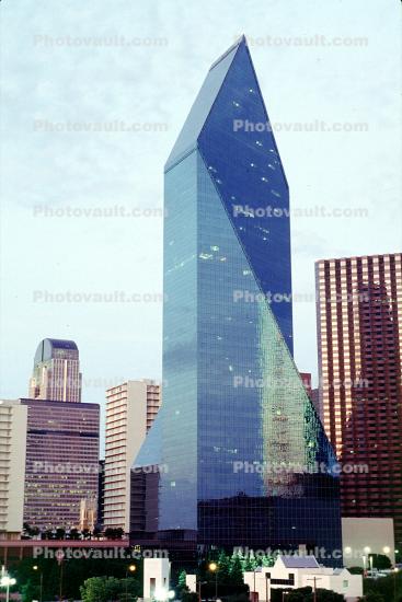Fountain Place, Downtown buildings, Garden, glass skyscraper, 21 May 1995