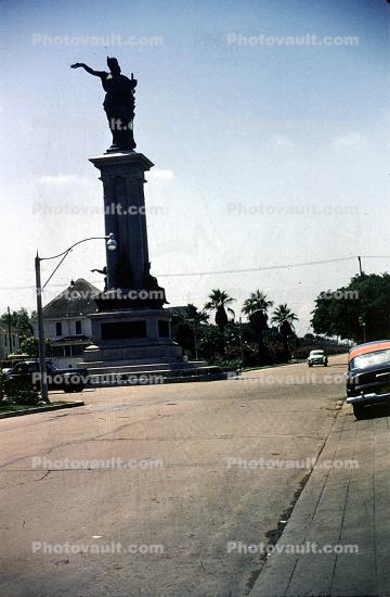 Statue, Cars, vehicles, Automobile, Statuary, Sculpture, Exterior, Outdoors, Outside, art, artform, Galveston, 1955, 1950s