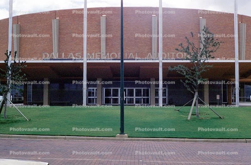 Dallas Memorial Auditorium, Dallas Convention Center Arena, round building, 1960s