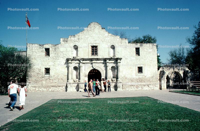 People. tourists, The Alamo, San Antonio