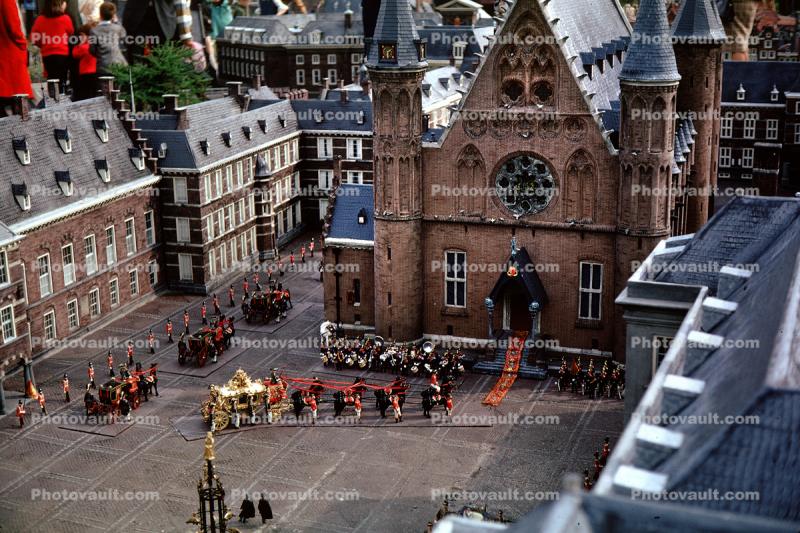 Coronation, Royal Carriage, red carpet treatment, church, cathedral, April 1968, 1960s