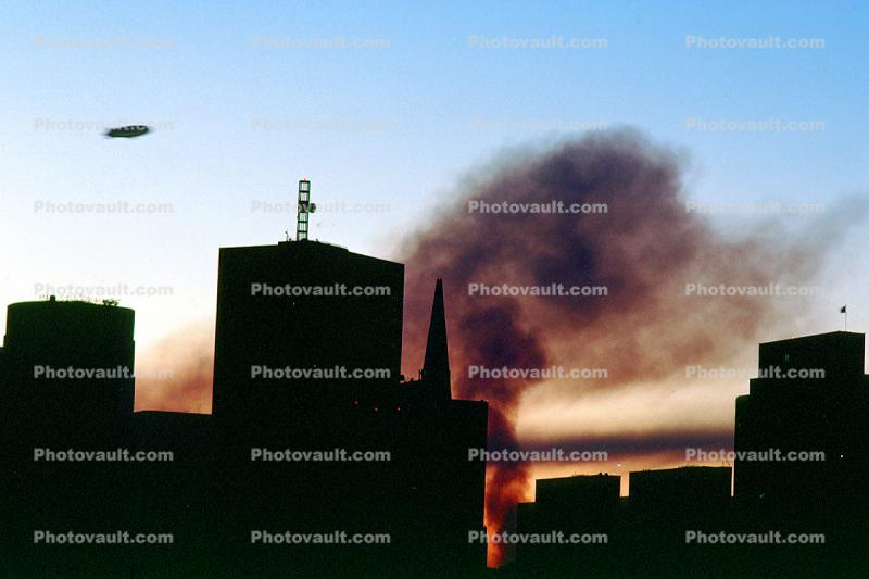 Blimp, the Embarcadero with smoke from the Marina fire, Loma Prieta Earthquake (1989), 1980s