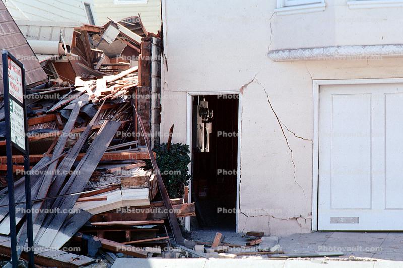 Cracked Wall, Rubble, Marina district, Loma Prieta Earthquake (1989), detritus, 1980s