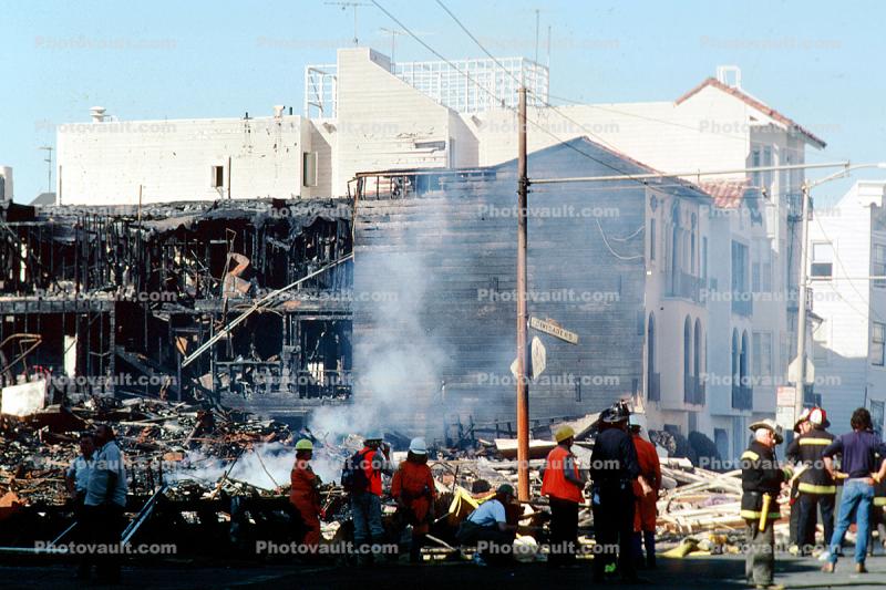 Burned out Homes, Marina Fire, Rescuers, Marina district, Loma Prieta Earthquake, (1989), 1980s
