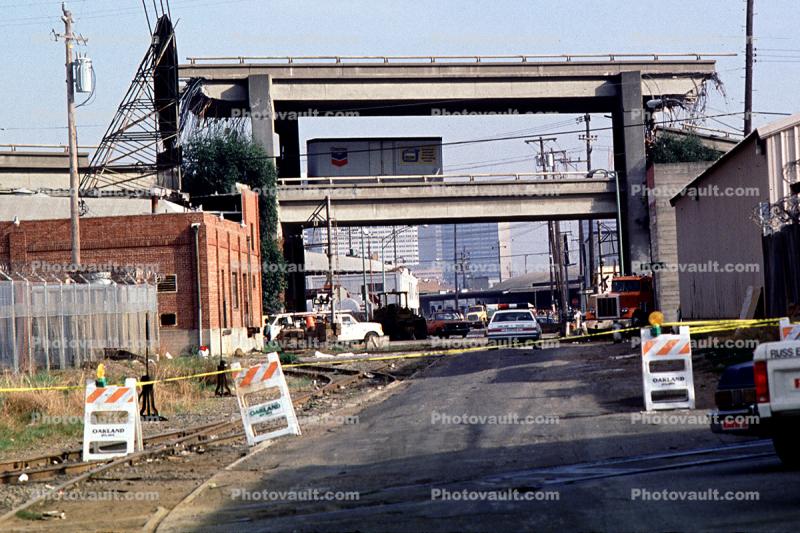 Cypress Freeway collapse, Loma Prieta Earthquake (1989), 1980s, Interstate Highway I-880, Nimitz Freeway, Viaduct