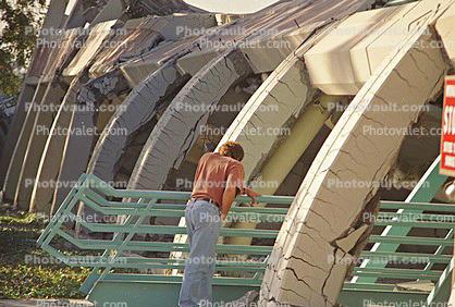 Garage Building Collapse, column collapse, Northridge Earthquake Jan 1994
