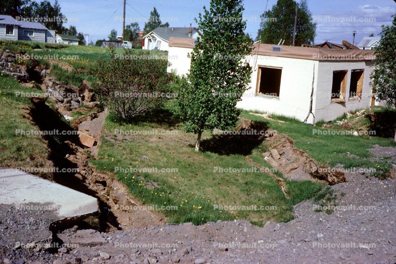 Frontyard, Cracks, Home, House, building, Backyard, Anchorage, Alaska, Quake of 1964, 1960s, Alaska Earthquake of 1964