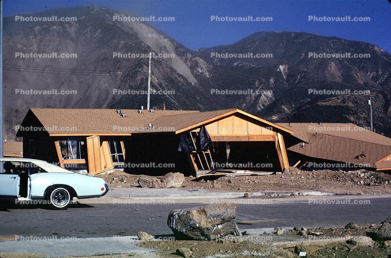 home, house, Newhall, 1971 San Fernando Valley Earthquake