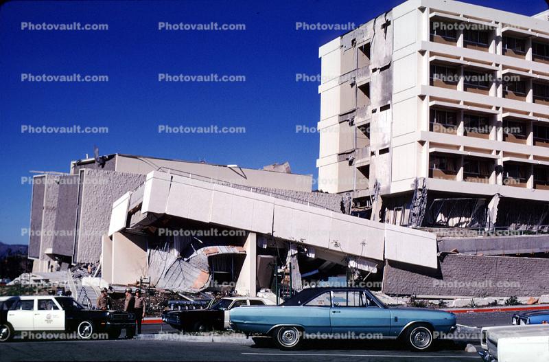 Car, building collapse, 1971 San Fernando Valley Earthquake