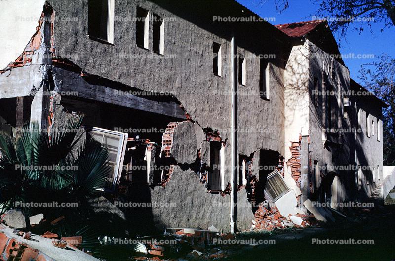 Heavy Building Damage, 1971 San Fernando Valley Earthquake