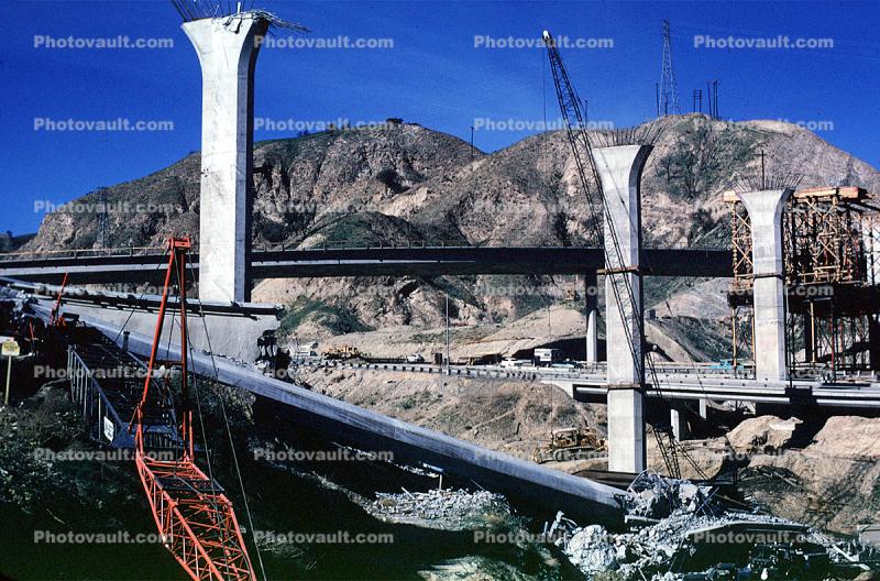 Freeway Construction Damage, Interstate Highway I-5, 1971 San Fernando Valley Earthquake