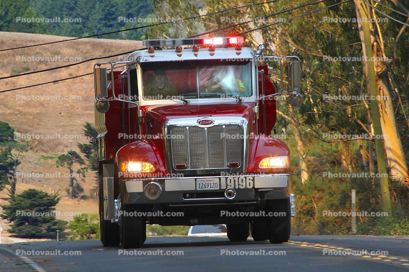 Peterbilt Truck, 9196, Bodega Highway, road